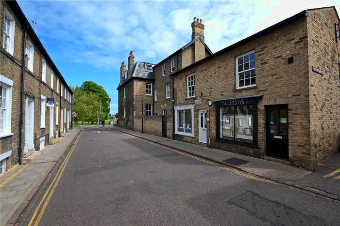 1 Bedroom Flat To Rent In Fair Street, Cambridge, Cambridgeshire, CB1