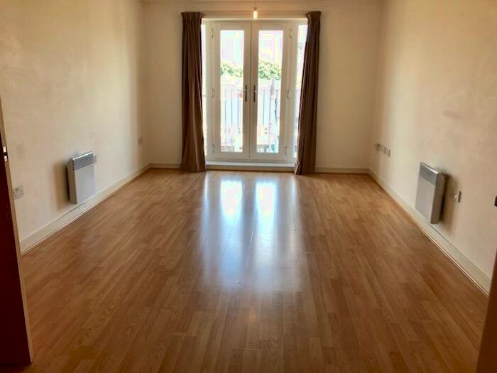 2 Bedroom Apartment To Rent In Riverside Walk, Stafford, ST16
