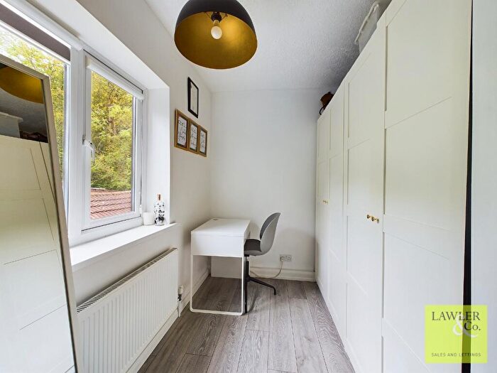 3 Bedroom Semi-Detached House For Sale In Windsor Drive, Bredbury, Stockport, Cheshire, SK6
