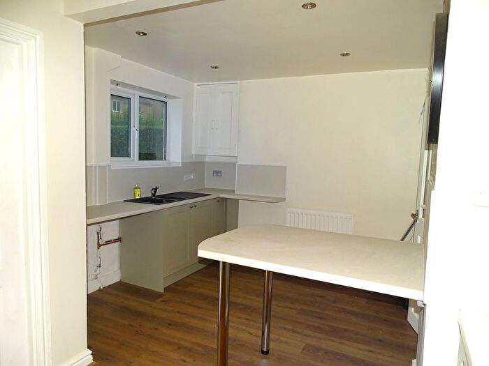 4 Bedroom Terraced House To Rent In Bron Y Felin, Llangefni, Ynys Mon, LL77