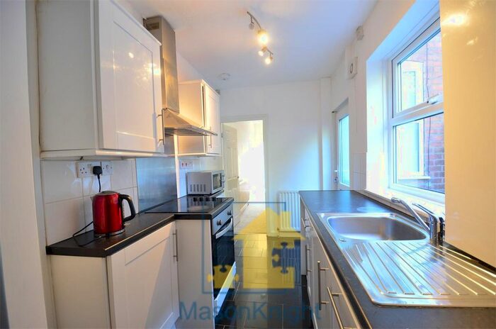 4 Bedroom Terraced House To Rent In Westminster Road, Student Property - Selly Oak, Birmingham, B29