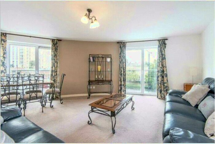 2 Bedroom Property To Rent In Garford Street, Canary Wharf, E14