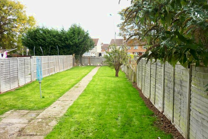 3 Bedroom Terraced House To Rent In Stockheath Way, Havant, PO9