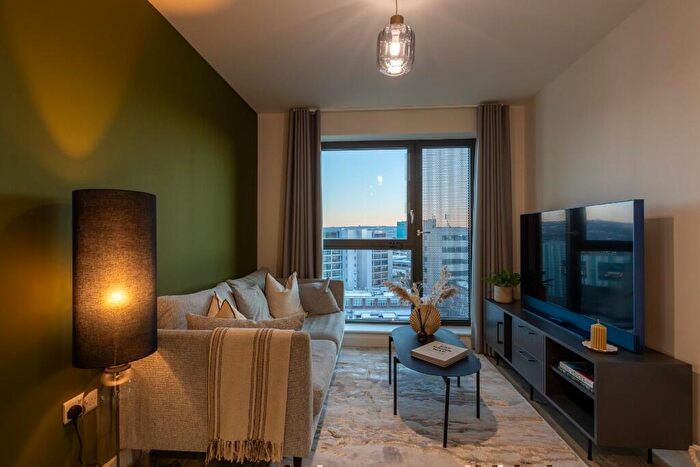 1 Bedroom Flat To Rent In Flat, Rockingham Street, Sheffield, S1