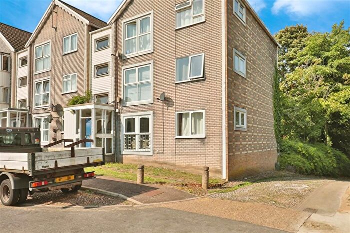 2 Bedroom Flat For Sale In St. Leonards Road, Norwich, NR1