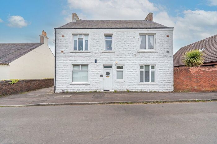 2 Bedroom Flat For Sale In Wemyss Street, Cowdenbeath, KY4