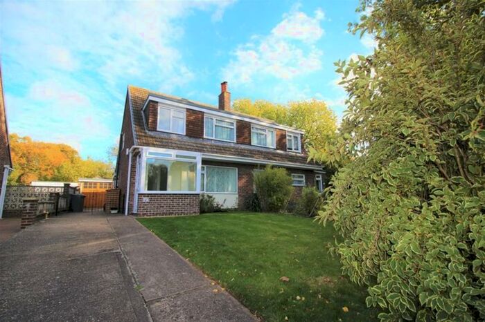 3 Bedroom Semi-Detached House To Rent In Bladon Road, Ruddington, NG11