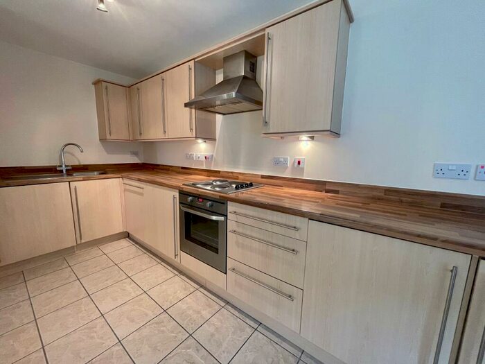 2 Bedroom Flat To Rent In Aster Way, Orchard Park, Cambridge, CB4