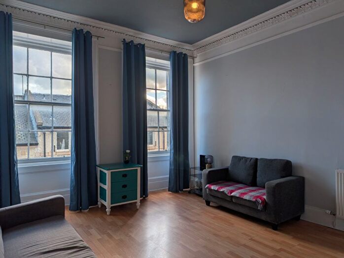 5 Bedroom Flat To Rent In Kirk Street, Edinburgh, EH6