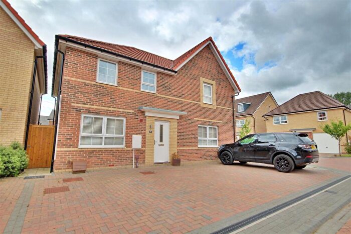 3 Bedroom Semi-Detached House For Sale In Mulberry Croft, Beverley, HU17