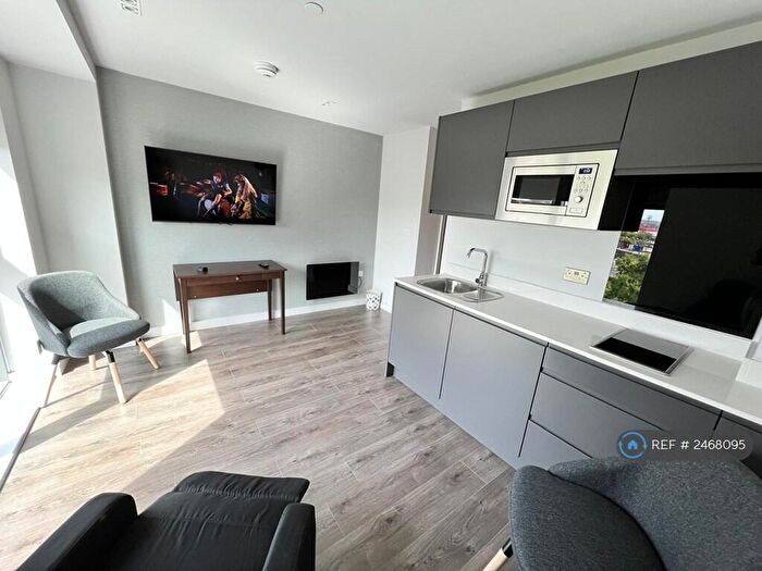 1 Bedroom Flat To Rent In Park Lane, Liverpool, L1