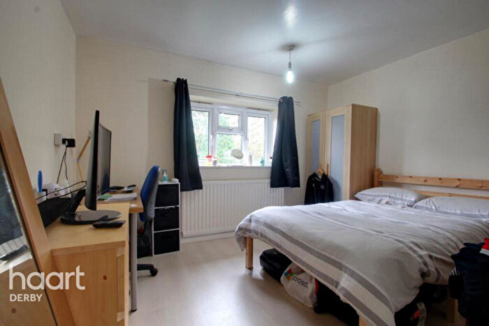 4 Bedroom Semi-Detached House To Rent In Sharpley Road, Loughborough, LE11