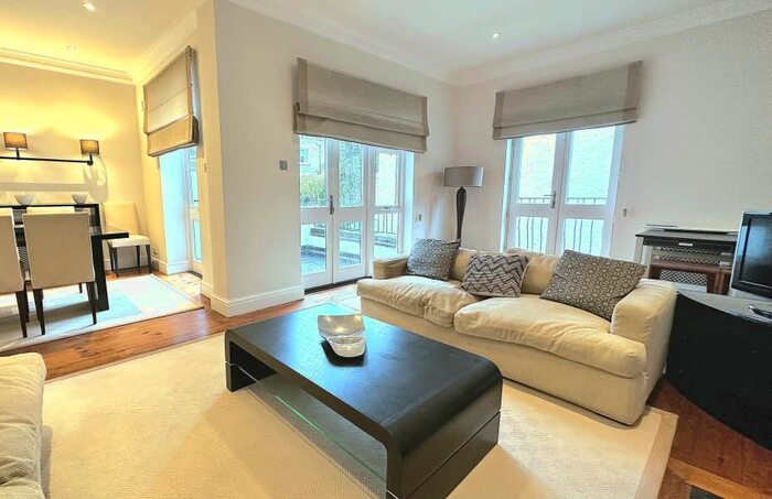2 Bedroom Flat To Rent In Fawcett Street, Chelsea, SW10