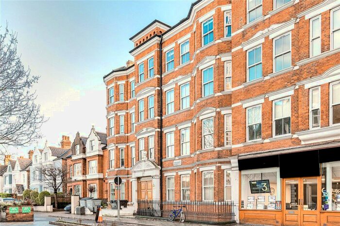 1 Bedroom Flat To Rent In Stile Hall Mansions, Wellesley Road, W4