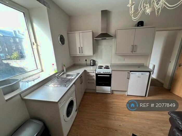 1 Bedroom Flat To Rent In Skene Square, Aberdeen, AB25