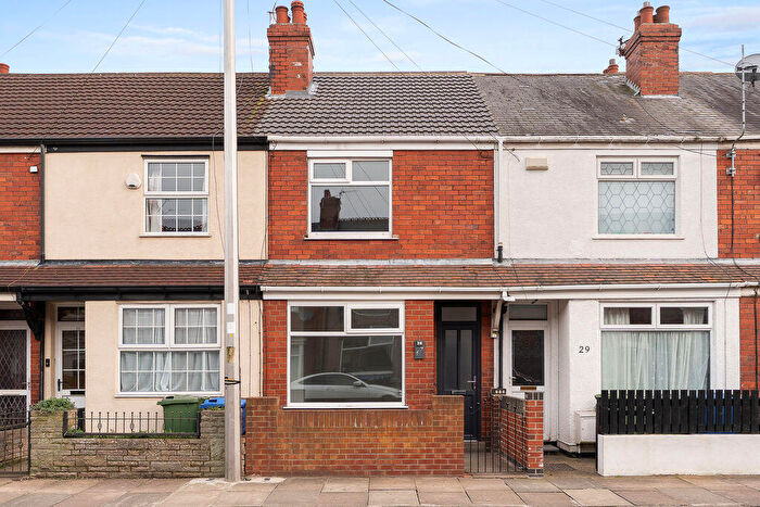 3 Bedroom Terraced House For Sale In Lawson Avenue, Grimsby, DN31