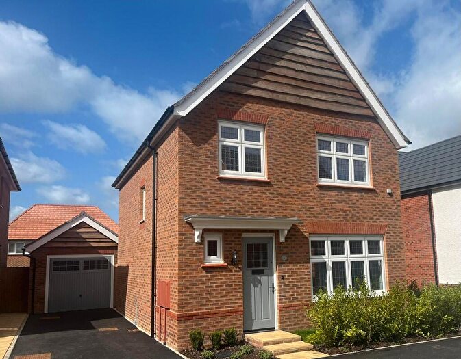 3 Bedroom Detached House To Rent In Homington Avenue, Swindon, Wiltshire, SN3