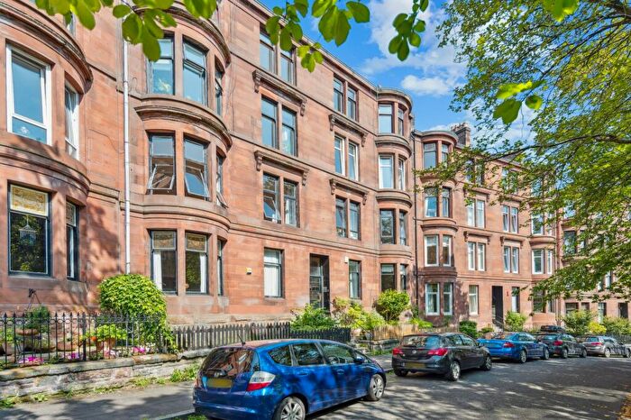 2 Bedroom Flat To Rent In Caird Drive, Flat -, Partickhill, Glasgow, G11