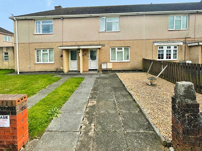 2 Bedroom Flat For Sale In Burke Avenue, Port Talbot, SA12