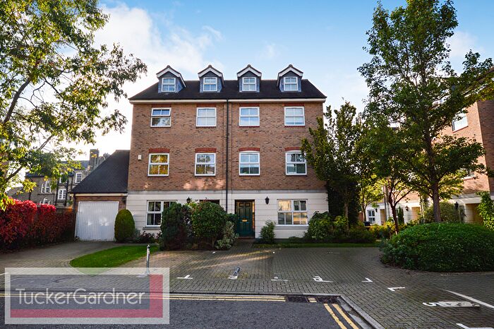 5 Bedroom Property To Rent In Evening Court, Cambridge, CB5