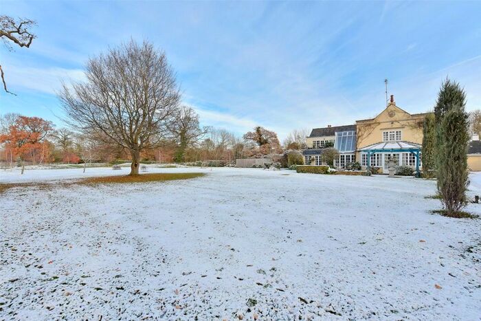 5 Bedroom Detached House To Rent In Forest Green Road, Holyport, Maidenhead, Berkshire, SL6