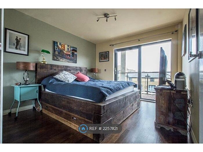 1 Bedroom Flat To Rent In The Lockhouse, London, NW1