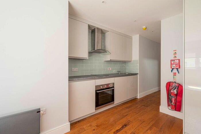 Studio To Rent In Oldfield Lane North, Greenford, UB6