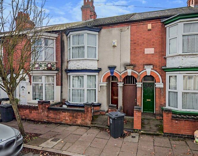 4 Bedroom House To Rent In Paton Street, LE3