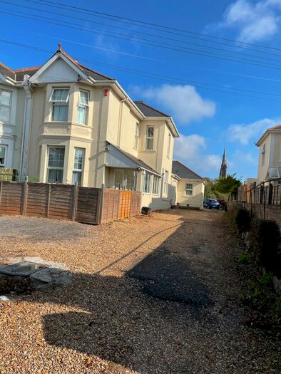 Studio To Rent In Westhill Road, Torquay, TQ1