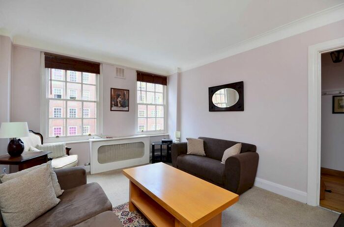 1 Bedroom Flat To Rent In Edgware Road, Hyde Park Estate, London, W2
