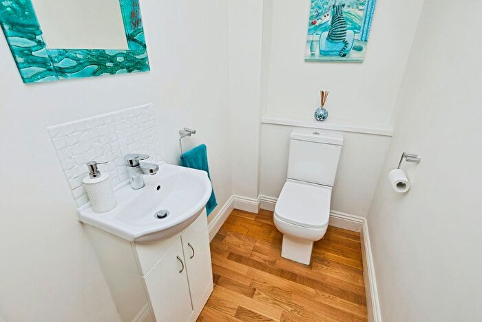 4 Bedroom Detached House For Sale In Green Lane, Overseal, Swadlincote, DE12