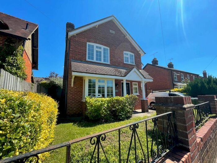 4 Bedroom Detached House To Rent In Terrace Road North, Binfield, Bracknell, Berkshire, RG42