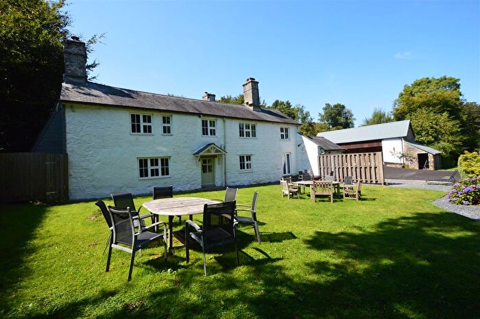 6 Bedroom Detached House For Sale In Lydford, Nr Tavistock - Devon, EX20