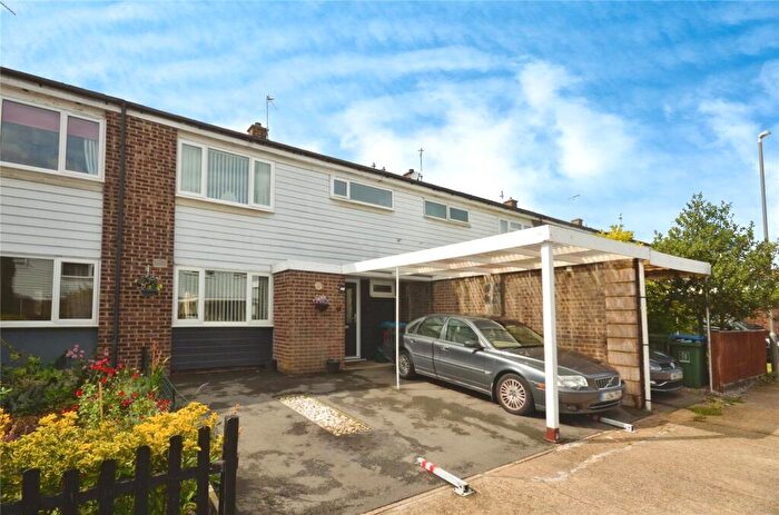3 Bedroom Terraced House For Sale In Grenville Green, Aylesbury, Buckinghamshire, HP21