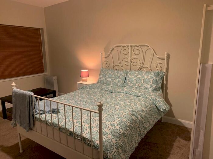 Studio To Rent In Berkeley Avenue, Hounslow, Greater London TW4