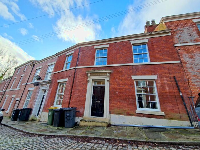 4 Bedroom Flat To Rent In Frenchwood Street, Preston, PR1