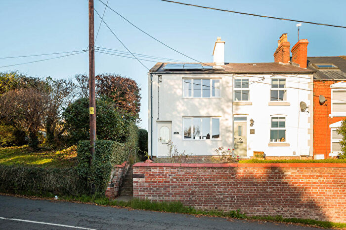 3 Bedroom End Of Terrace House For Sale In Village Road, Mold, CH7