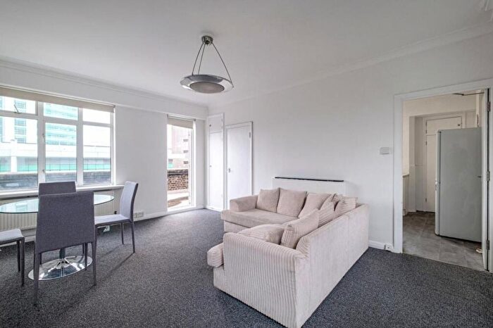 2 Bedroom Flat To Rent In Warren Court, Euston Road, Fitzrovia, NW1