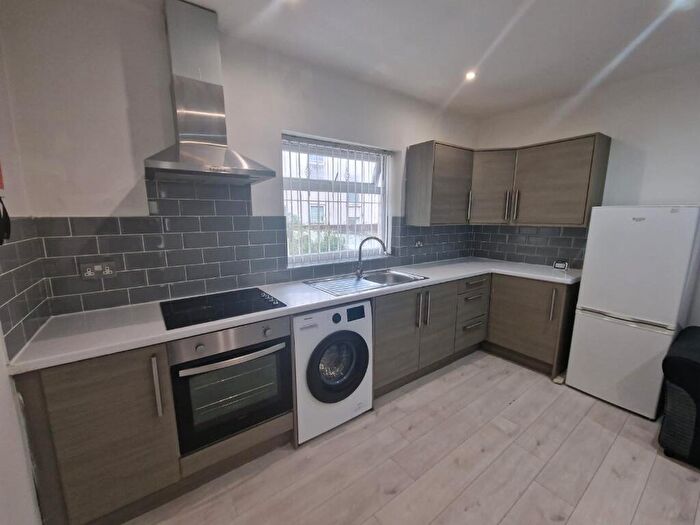 1 Bedroom Flat To Rent In Onslow Road, Liverpool, Merseyside, L6