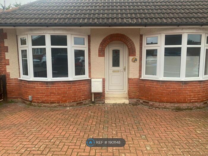 2 Bedroom Bungalow To Rent In Brockley Crescent, Ipswich, IP1