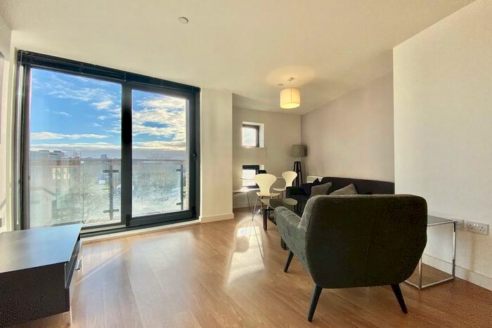 2 Bedroom Apartment To Rent In Skyline, Leeds, LS9