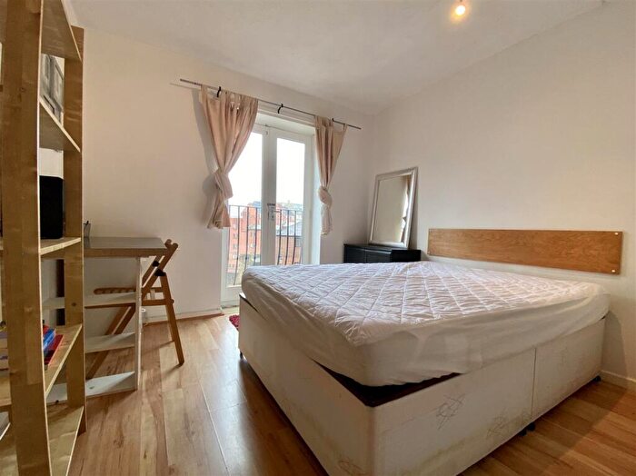 2 Bedroom Apartment To Rent In Blackfriars Court, Newcastle Upon Tyne, NE1