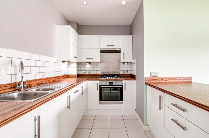 1 Bedroom Apartment To Rent In Kensington Court, Highfield Road, Edgbaston, Birmingham, B15