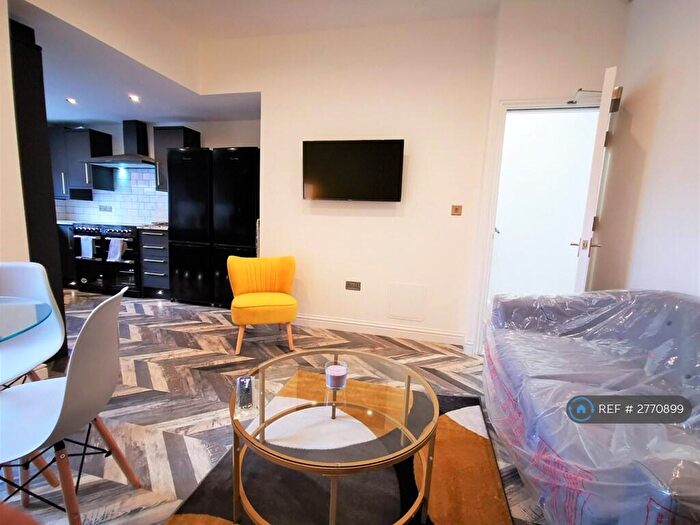 6 Bedroom Terraced House To Rent In Channell Road, Fairfield, Liverpool, L6