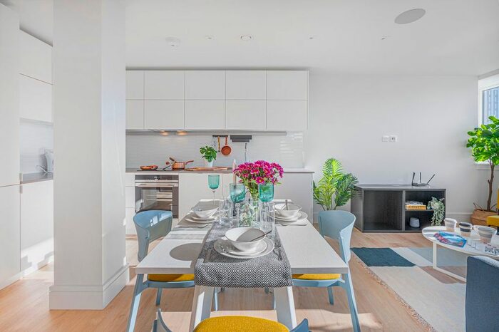 3 Bedroom Flat To Rent In Olympic Way, Wembley, HA9