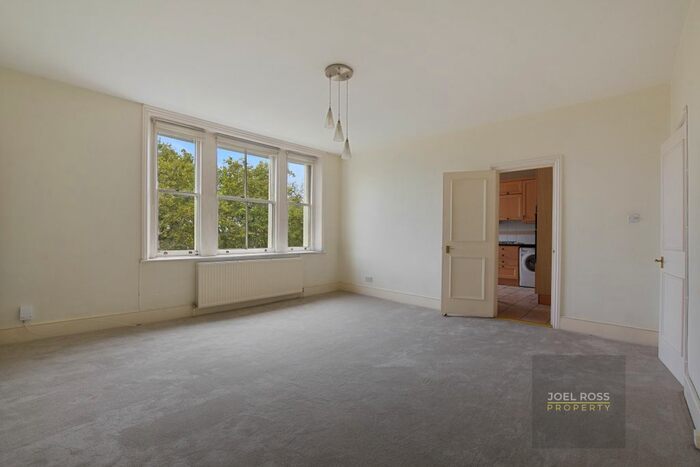 2 Bedroom Flat To Rent In College Crescent, London, NW3