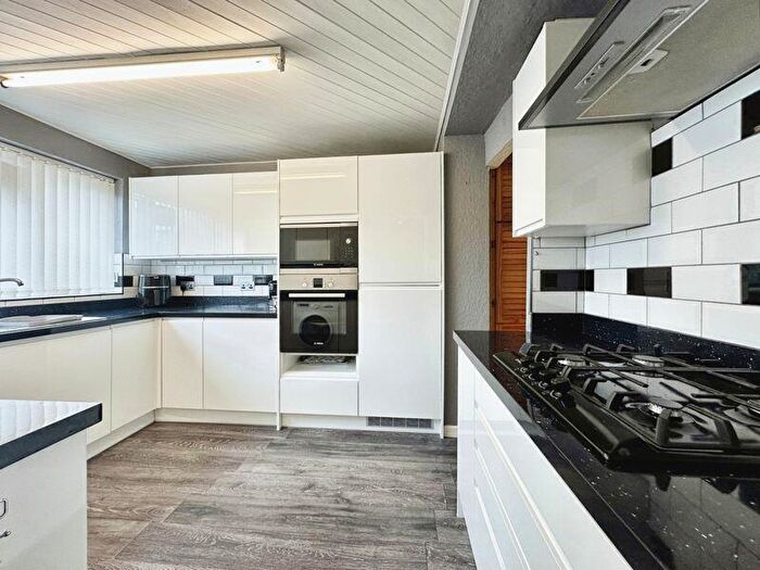 4 Bedroom Detached Bungalow For Sale In Mendip Crescent, Bury, BL8