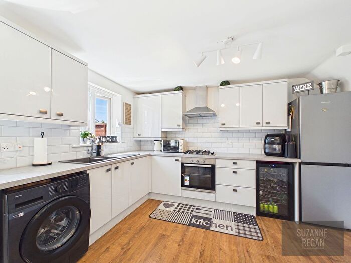 3 Bedroom Terraced House For Sale In Blanchfort Close, Tile Hill, Coventry, CV4