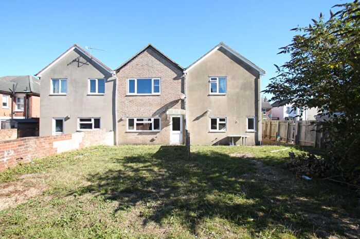 5 Bedroom Terraced House For Sale In Wycliffe Road, Bournemouth, BH9