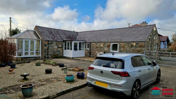 2 Bedroom Barn Conversion For Sale In Llanarmon, Pwllheli, LL53